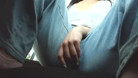   online show from January 18, 10:06 pm