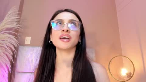 Andra Cyrus online show from May 27, 1:57 am