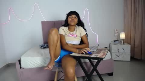 andre_lezcano online show from February 11, 7:59 pm