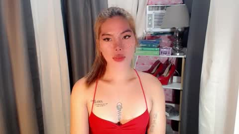 andrea06121998 online show from February 14, 5:26 pm