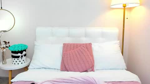 Andrea online show from February 25, 6:45 am