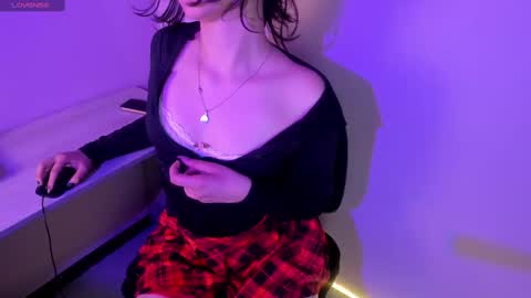Snapshot of andromeda_blue__ chatting on February 12, 7:45 pm online show from February 12, 7:45 pm