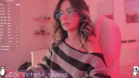 Victoria Senz  online show from February 19, 9:47 pm