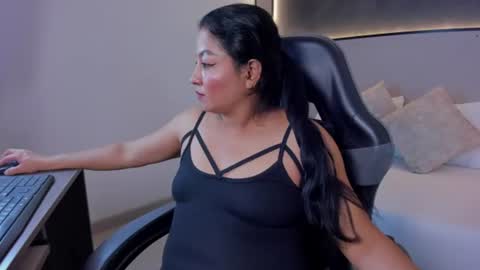 Andy online show from June 18, 3:52 am