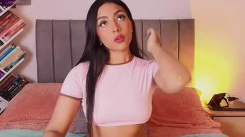 andy_saenz13 online show from May 27, 11:02 pm