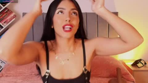 andy_saenz13 online show from May 20, 11:02 pm