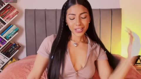 andy_saenz13 online show from May 15, 12:16 am