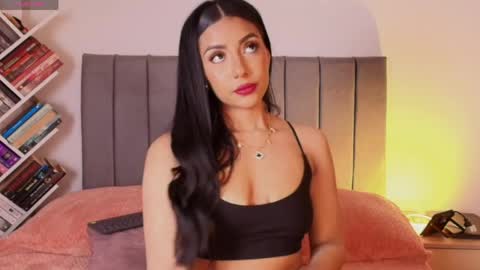 andy_saenz13 online show from May 22, 11:25 pm