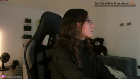      online show from May 10, 3:52 am