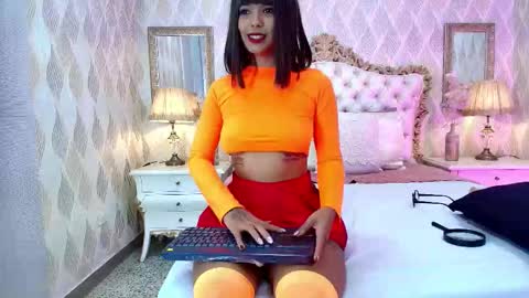 anette_bennet online show from September 13, 8:39 pm