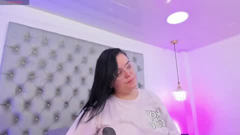 anette_cooper online show from April 28, 3:43 am