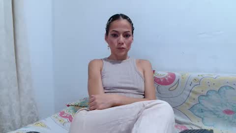 Carolina soto online show from April 2, 12:30 am