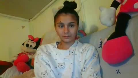 andr33a online show from October 6, 6:52 am