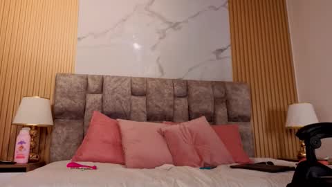 angel__kiss online show from March 12, 4:42 pm