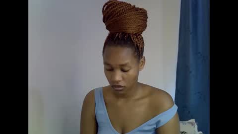 angel_mia5 online show from April 9, 1:38 pm