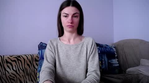 Zoe online show from May 6, 8:18 am