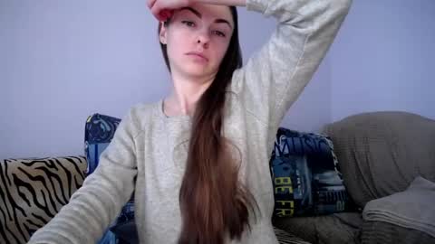 Zoe online show from May 7, 8:40 am