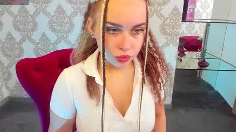 angela_coy online show from October 1, 7:46 am