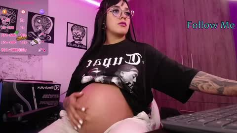 Angela online show from May 12, 11:11 pm