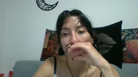 Snapshot of angela_mis chatting on February 28, 6:10 am Angela online show from February 28, 6:10 am