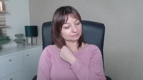 Angela online show from February 2, 6:34 am