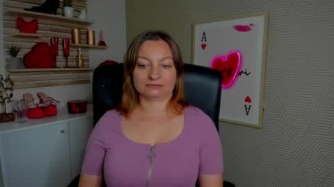 Angela online show from July 8, 7:32 am