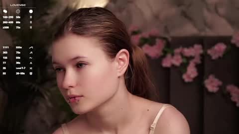 Mary online show from May 23, 12:14 pm