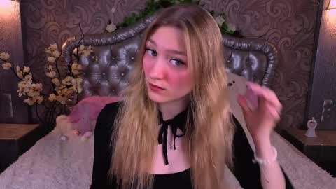 angelanabelle online show from April 8, 9:06 pm