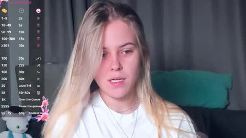 Darsi Anty online show from November 6, 3:29 pm