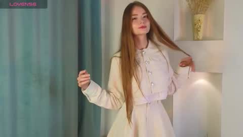angelcryforme online show from October 4, 7:14 am
