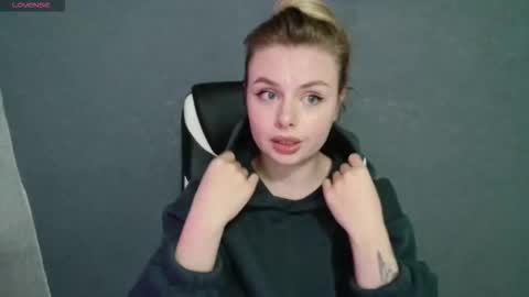 angelicablanch online show from November 9, 11:44 pm