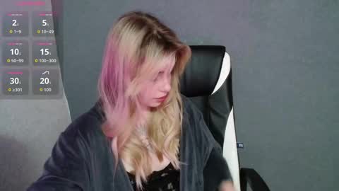 angelicablanch online show from October 9, 9:52 pm