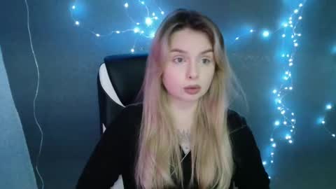 angelicablanch online show from November 20, 9:49 pm