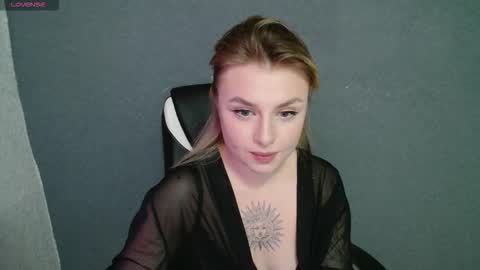 angelicablanch online show from November 5, 7:52 pm