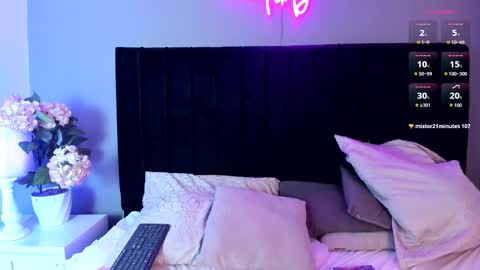 Angelique online show from October 21, 7:40 pm