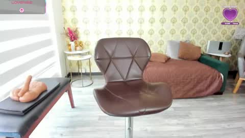 angelina_class_7 online show from May 26, 4:17 pm