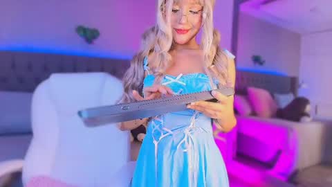 Angelina Honey online show from May 3, 4:27 am