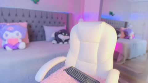 Angelina Honey online show from May 21, 3:59 am