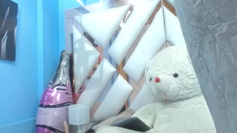    ANGELINA    online show from November 3, 12:53 pm