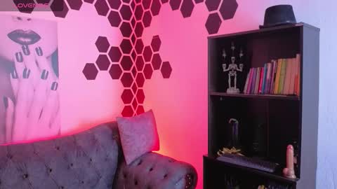 angelinaa__smith online show from November 11, 7:33 pm