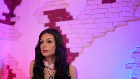 Snapshot of angelinagia chatting on February 8, 8:32 pm Angelina online show from February 8, 8:32 pm