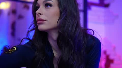Snapshot of angelinagia chatting on February 8, 1:11 am Angelina online show from February 8, 1:11 am