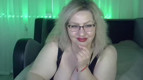AngelinaGlam online show from May 27, 4:59 pm