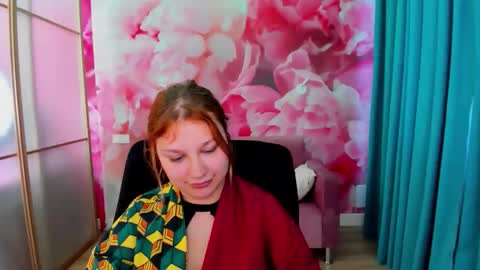 AngelinaLow online show from May 11, 4:04 pm