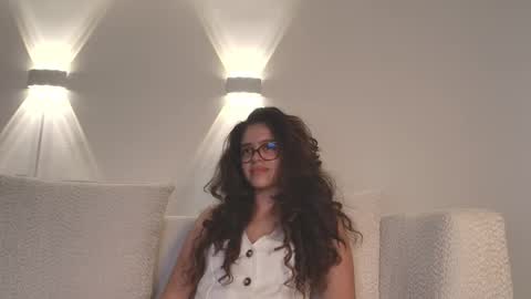   online show from March 17, 10:36 pm