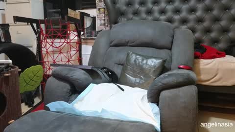 Angel online show from May 4, 3:32 am