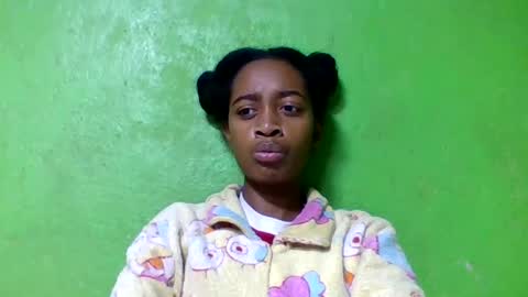 angeline221173 online show from June 20, 12:52 pm