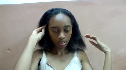 angeline221173 online show from July 27, 5:59 am