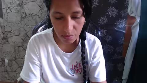 angela online show from May 10, 12:07 pm