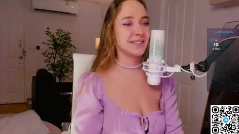 Angel online show from November 9, 9:33 pm